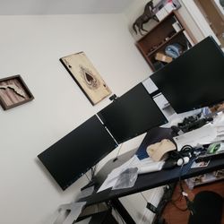 3 Philips Monitors With Triple Monitor Stand