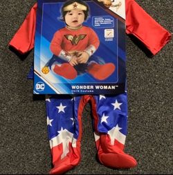 New Wonder Woman girl fits size 0/3 And 3/6 Month Jumpsuit, belt with tutu, cuffs, headpiece deluxe costume