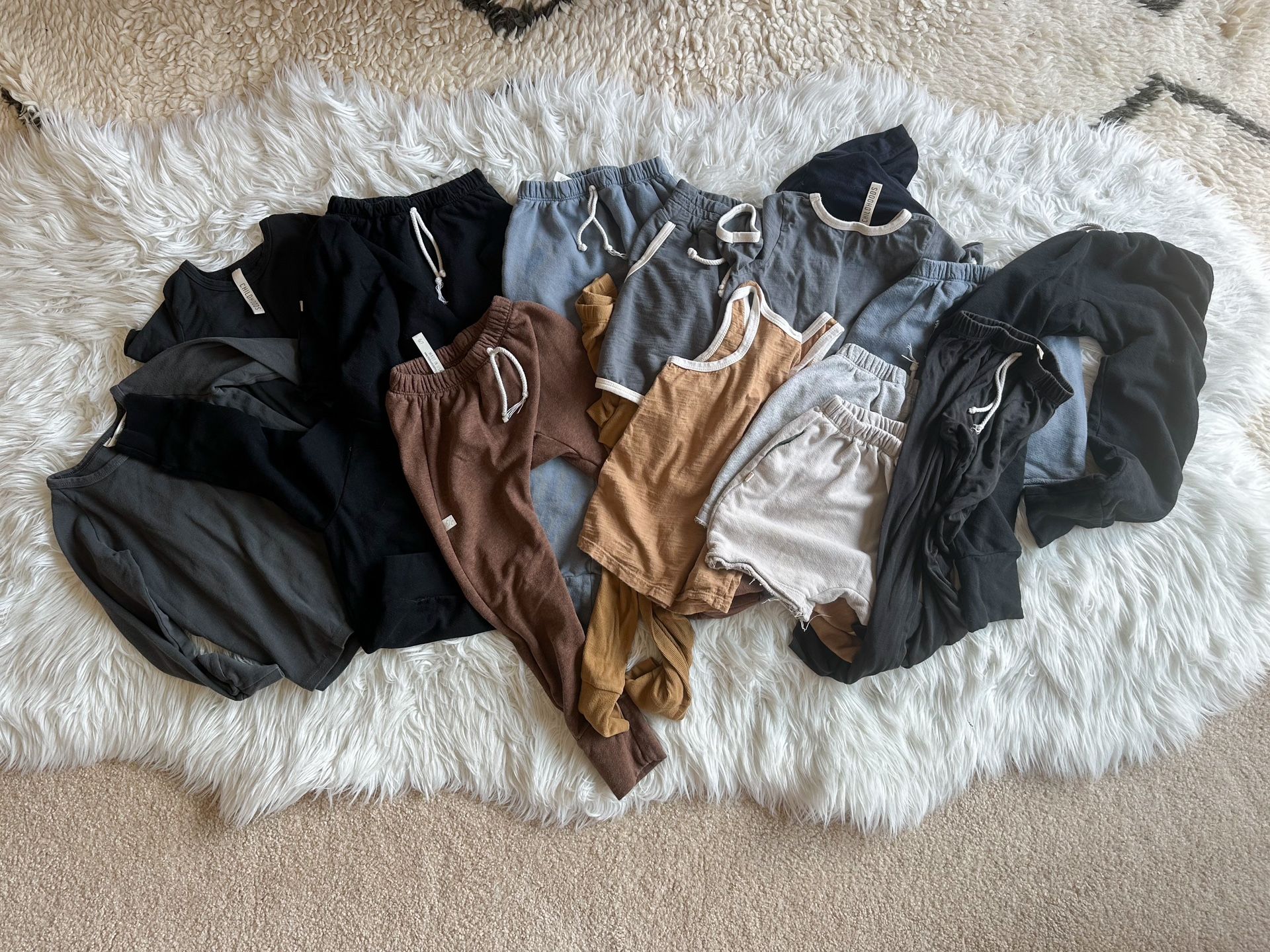 Childhoods Clothing 17 piece lot