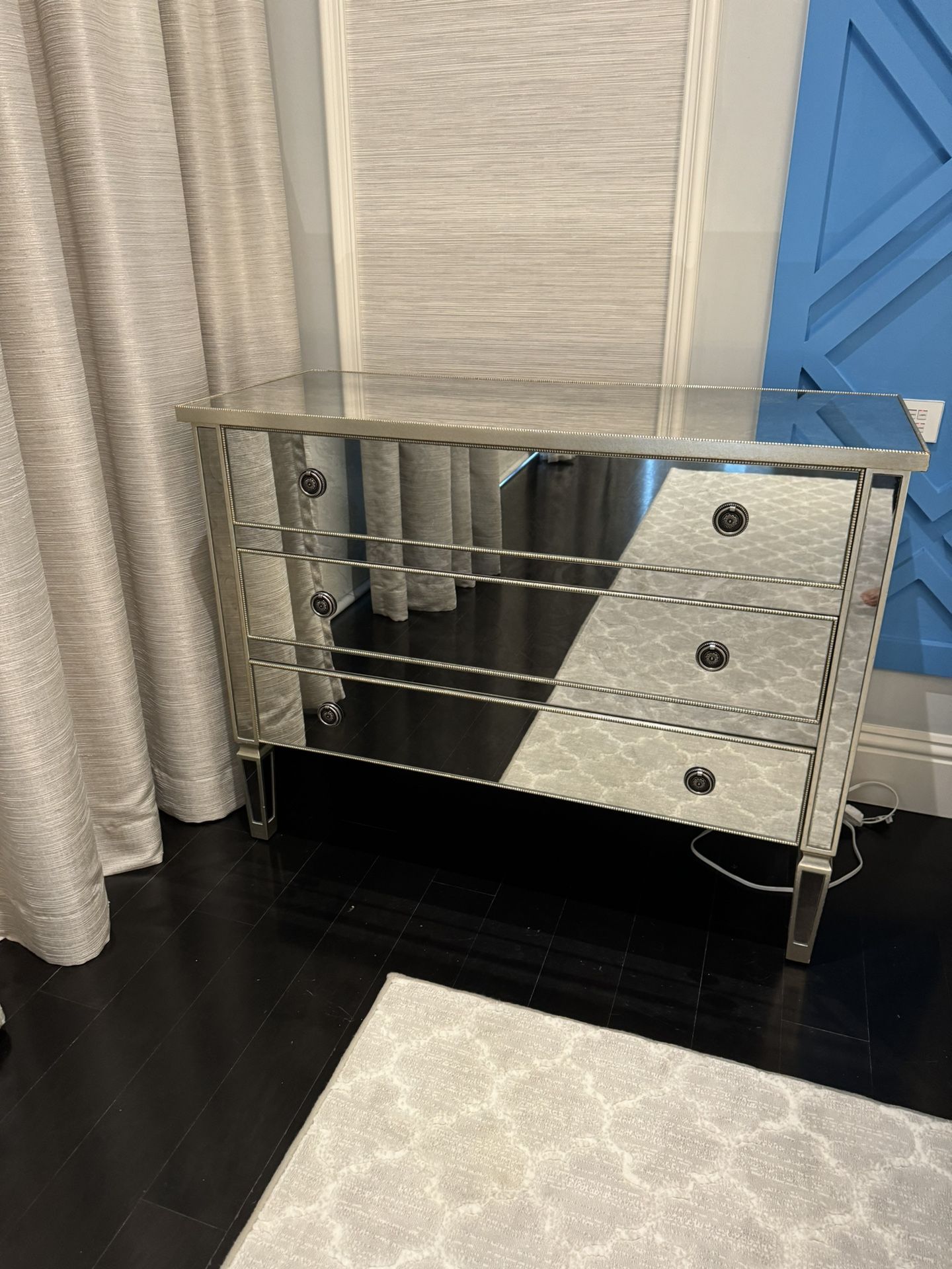 Mirrored Dresser Set 