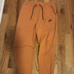 Nike Tech Fleece Men's Joggers Kumquat Orange