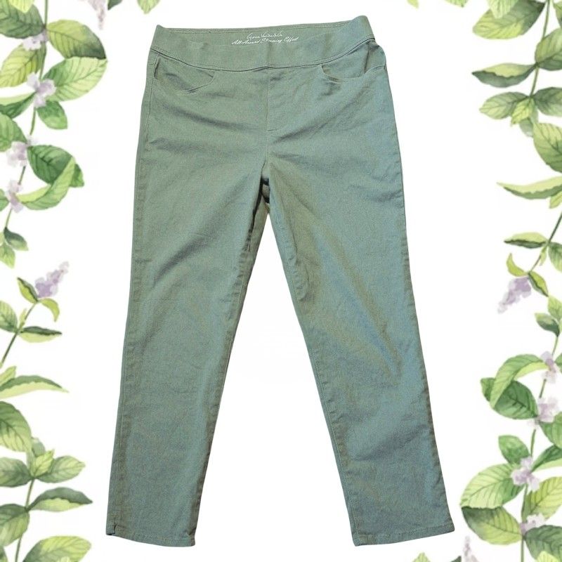 'Gloria Vanderbilt' Slimming moss green pull-on ankle pants, Sz. 12
