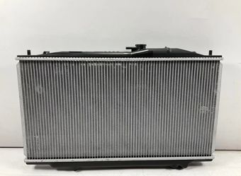 03-07 Honda Accord Radiator And Fans