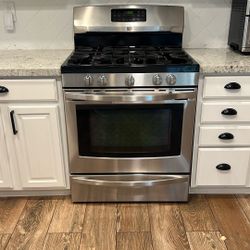 Kenmore Gas Range Stove
