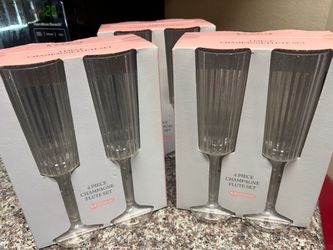 New champagne flute sets