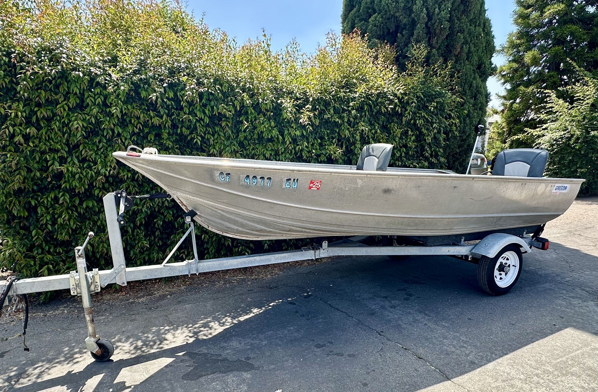 14ft Gregor Aluminum Fishing Boat