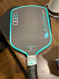 11SIX24 Vapor All Court 16mm Pickleball Paddle – Excellent Condition