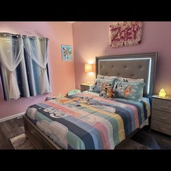 $700 OBO - Queen Size Bed Frame, Mattress & Box Spring