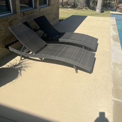 Pool Loungers
