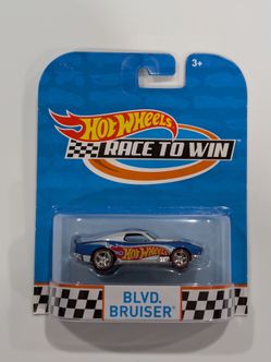 2015 Hot Wheels Race to Win Blvd Bruiser Toy Car