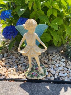 Outdoor garden statue