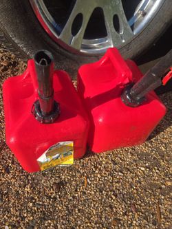 2 gas cans