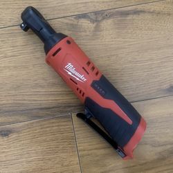 Milwuakee M12 12V Lithium Ion Cordless 3/8 Ratchet (Tool Only)