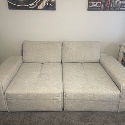 Chaise / Couch / Sofa / Loveseat