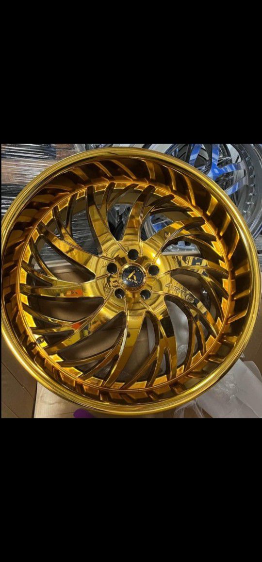 26in Gold  Rims With Optional Steering Wheel 