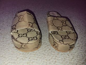 Women's Jumbo Brown Flip Flops 9