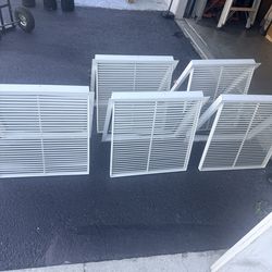 Commercial lay in return grills