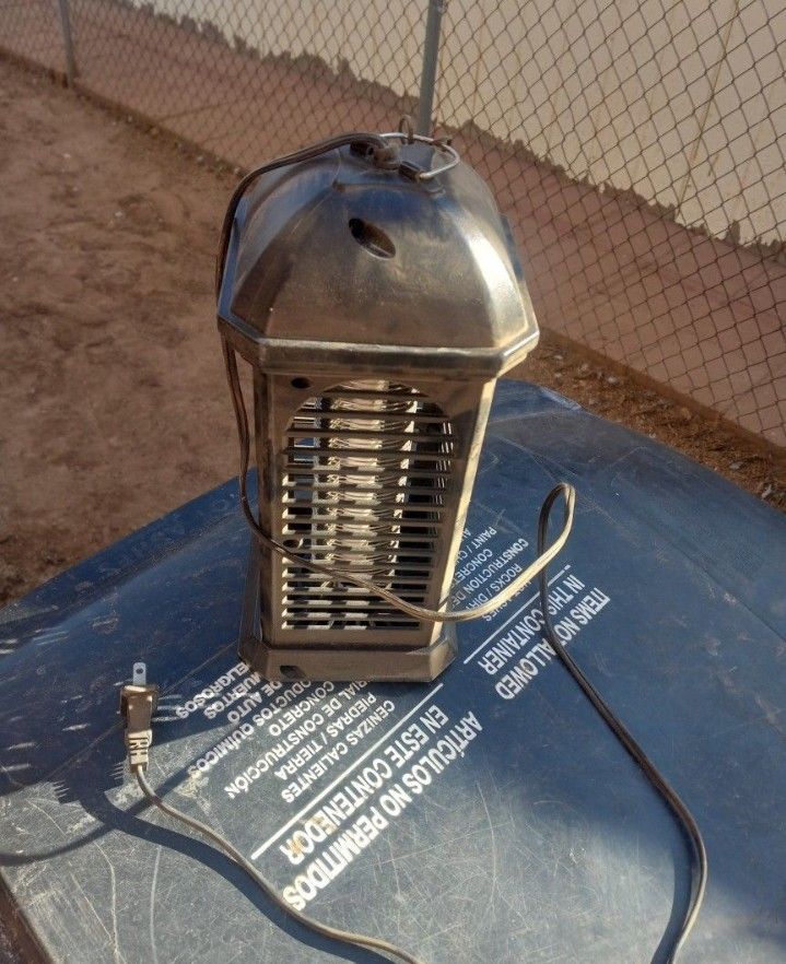 Mosquitoes Light Zapper