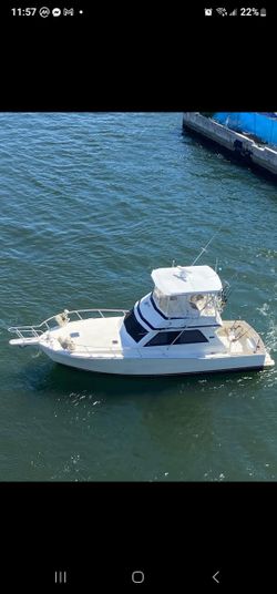 Sport Fishing On VIKING 43'