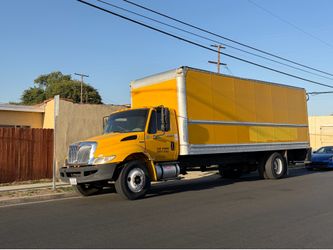 2014 international durastar 26ft box truck