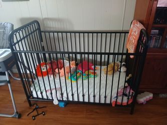 Crib and mattress