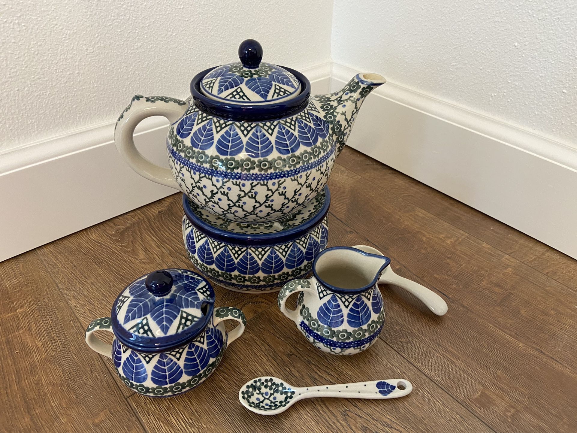 Polish Pottery Tea Set