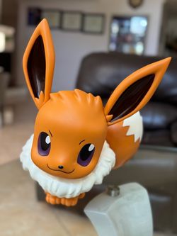 Pokémon Eevee Large Table Top Figure Statue
