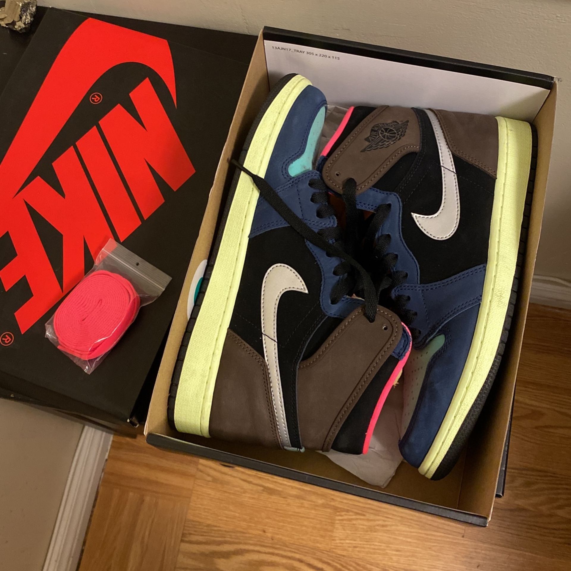 Air Jordan Retro High Tokyo Bio Hack