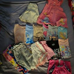 Lot Of Clothes For 7/8 Year Old Girls
17 Pieces

32st & Greenway Cash Firm 