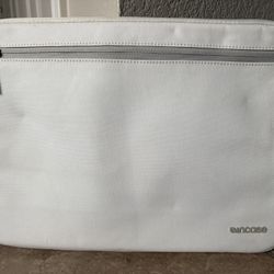 Incase White Laptop Sleeve 14x10