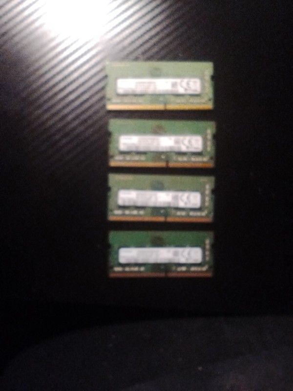 Samsung 8Gb DDR 4 (Laptop/Small Form)