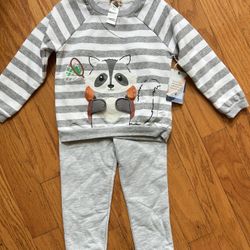 NWT Bearpaw kids sweatshirt & jogger 2pcs set  Raccoon Design size 3T