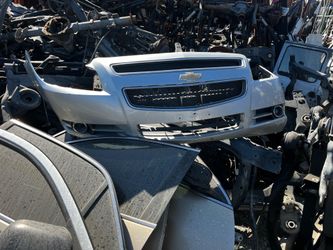 2012 Malibu front bumper ltz