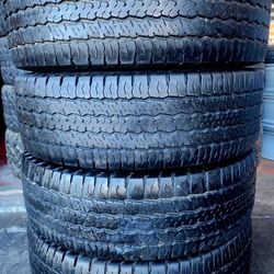 4 USED TIRES CONTINENTAL LT 225/75/16