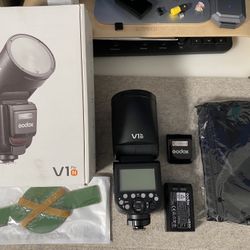 Godox V1 PRO N Flash Speedlite TTL ** Brand New **