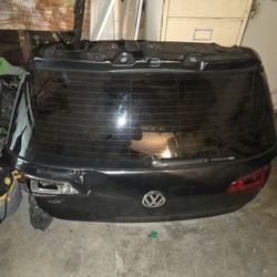 16 Golf Gti Tailgate 