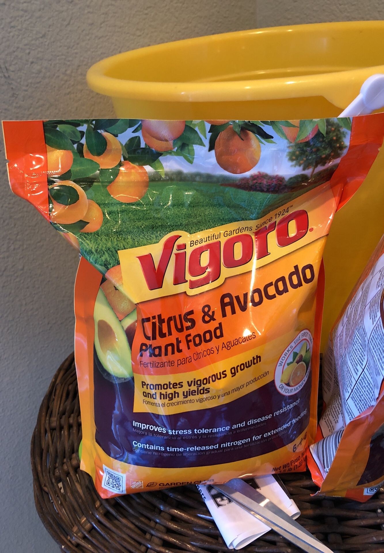 Vigoro Citrus & Avocado Plant Food