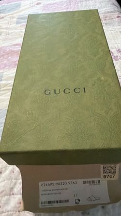 Gucci slides new
