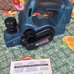 BOSCH  18-VOLT  LITHIUM-ION CORDLESS  3-1/4 IN  PLANER  (TOOL-ONLY)
