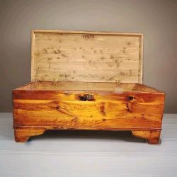 MCM Vintage antique Lane company Cedar Hope Chest / Blanket Trunk (Safety Compliant/ locks disbaled)