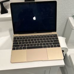 MacBook Air Laptop 13-inch 