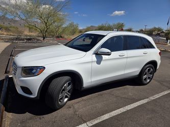 2018 Mercedes-Benz GLC 300