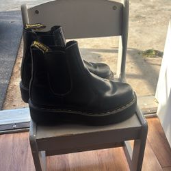 Doc Martens Size 8 In Women 