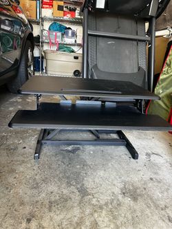 Stand/Sit Desk Riser