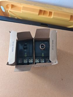 NEW Square d circuit breaker 40amp QOB340VH