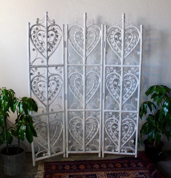 Beautiful Vintage White Wicker Swirl Room Divider Mid Century Rattan Open In The Continue To Mobile Website