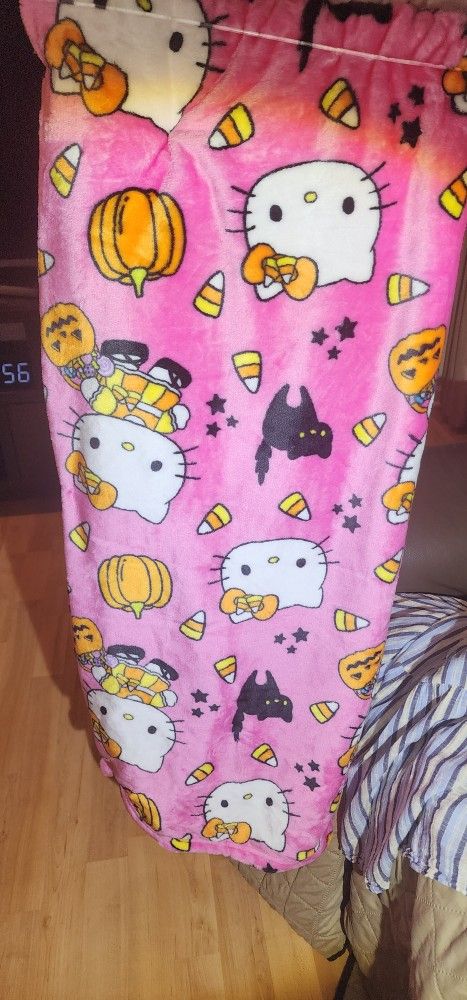 Hello Kitty Pink Halloween Blanket