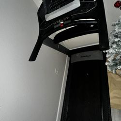 Nordic track Treadmill 