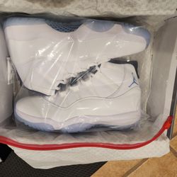 Jordan 11 Legend Blue 