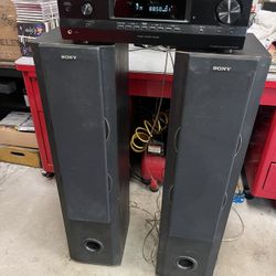 Sony Stereo With Sony 36” Tower Speakers